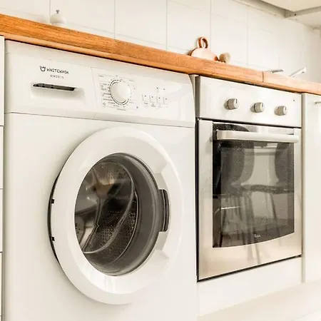 Downtown Light-filled Retreat Lägenhet *