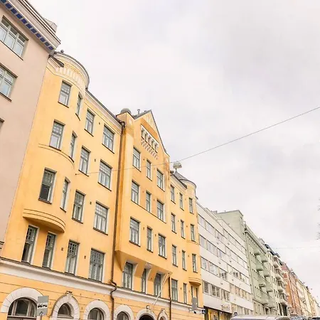 Διαμέρισμα Downtown Light-filled Retreat