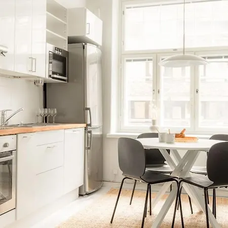 Διαμέρισμα Downtown Light-filled Retreat *